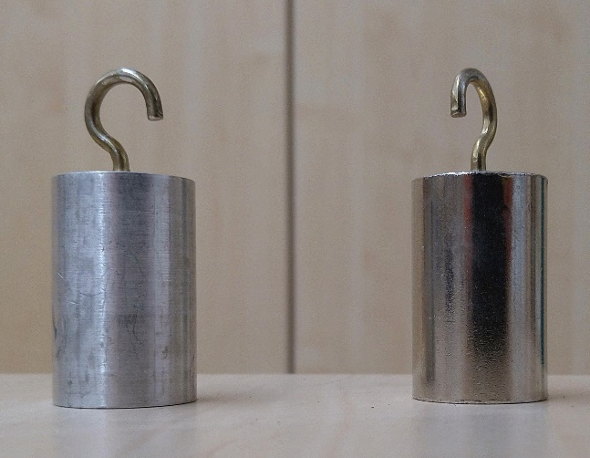 En bild som visar cylinder, Stillebenfotografi, Hushållsutrustning, inomhus

Automatiskt genererad beskrivning