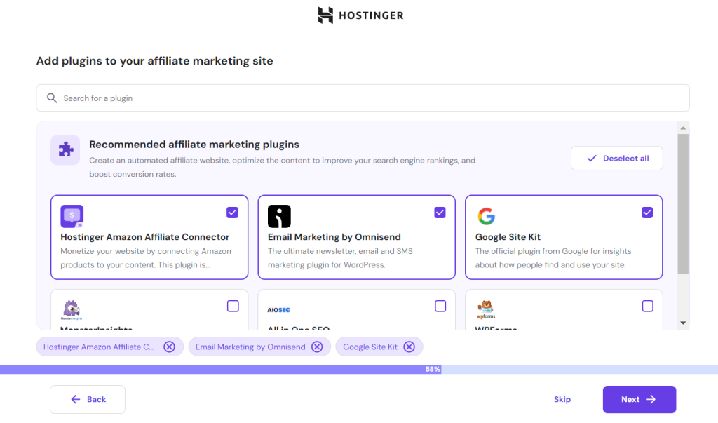 La pantalla de preselección de plugins de WordPress en el onboarding del hosting administrado de WordPress de Hostinger